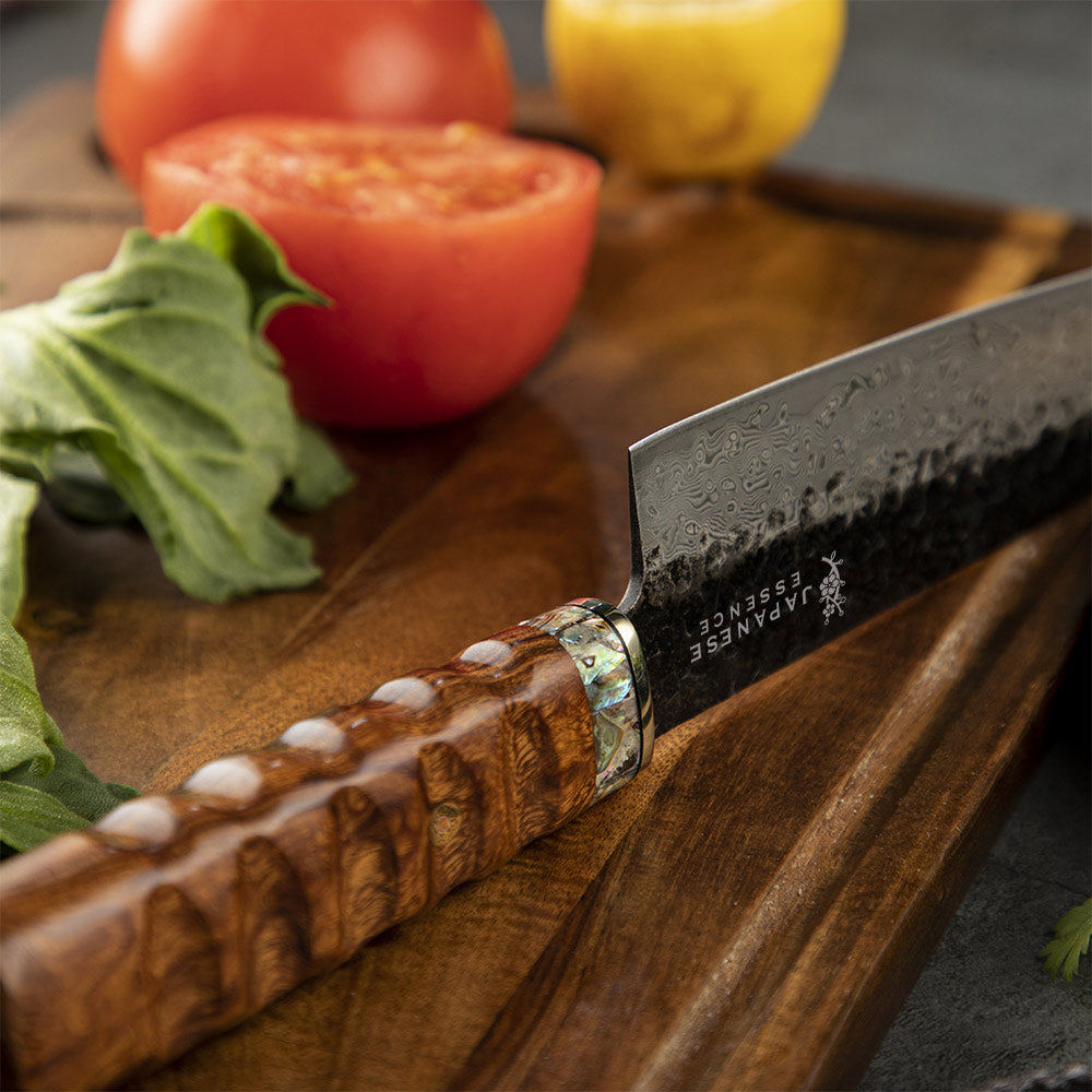 Ghidul Cutitelor de Bucatarie: Cum sa Alegi Cutitul Potrivit