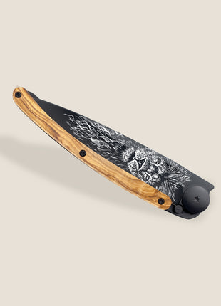 Briceag LEO, Ultra-Light 37g, Lama din Otel Inoxidabil Z40C13, Finisaj Titan Negru, Maner din Lemn de Maslin, 9.5 cm