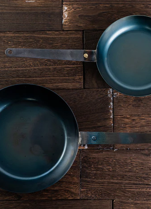 Tigaie Japoneza Clasica din Otel Carbon cu Maner Integrat, 26 cm