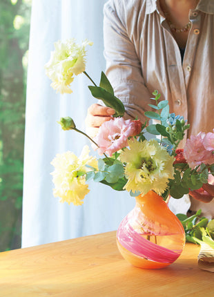 Vaza Lucrata Manual din Sticla Japoneza HANASHIZUKU Bouquet Pot Roz, 13.5 cm